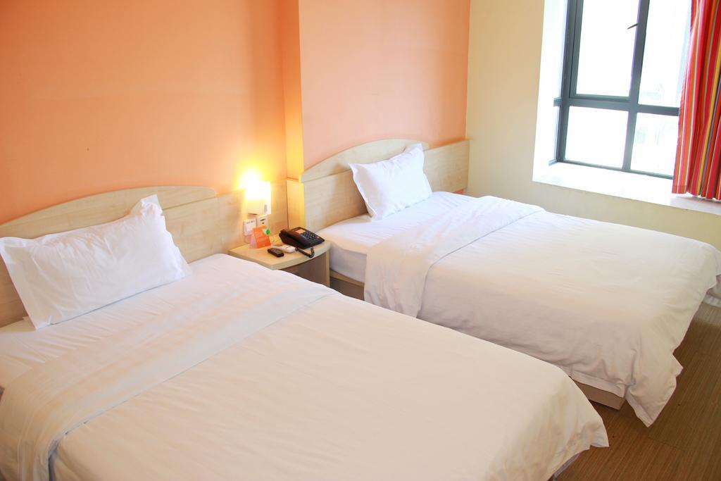 7Days Inn Luoyang Railway Station Branch Luoyang (Henan) Room photo