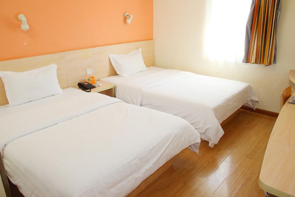 7Days Inn Luoyang Railway Station Branch Luoyang (Henan) Room photo